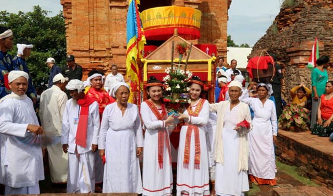 Chăm people in Ninh Thuận busy for Kate festival - ảnh 2